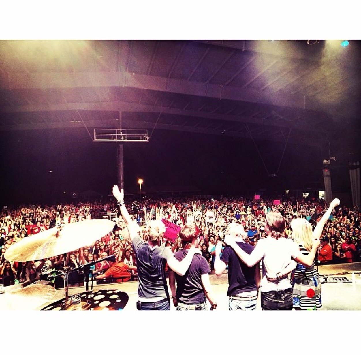 The official twitter for @officialR5 fans in Georgia! :)