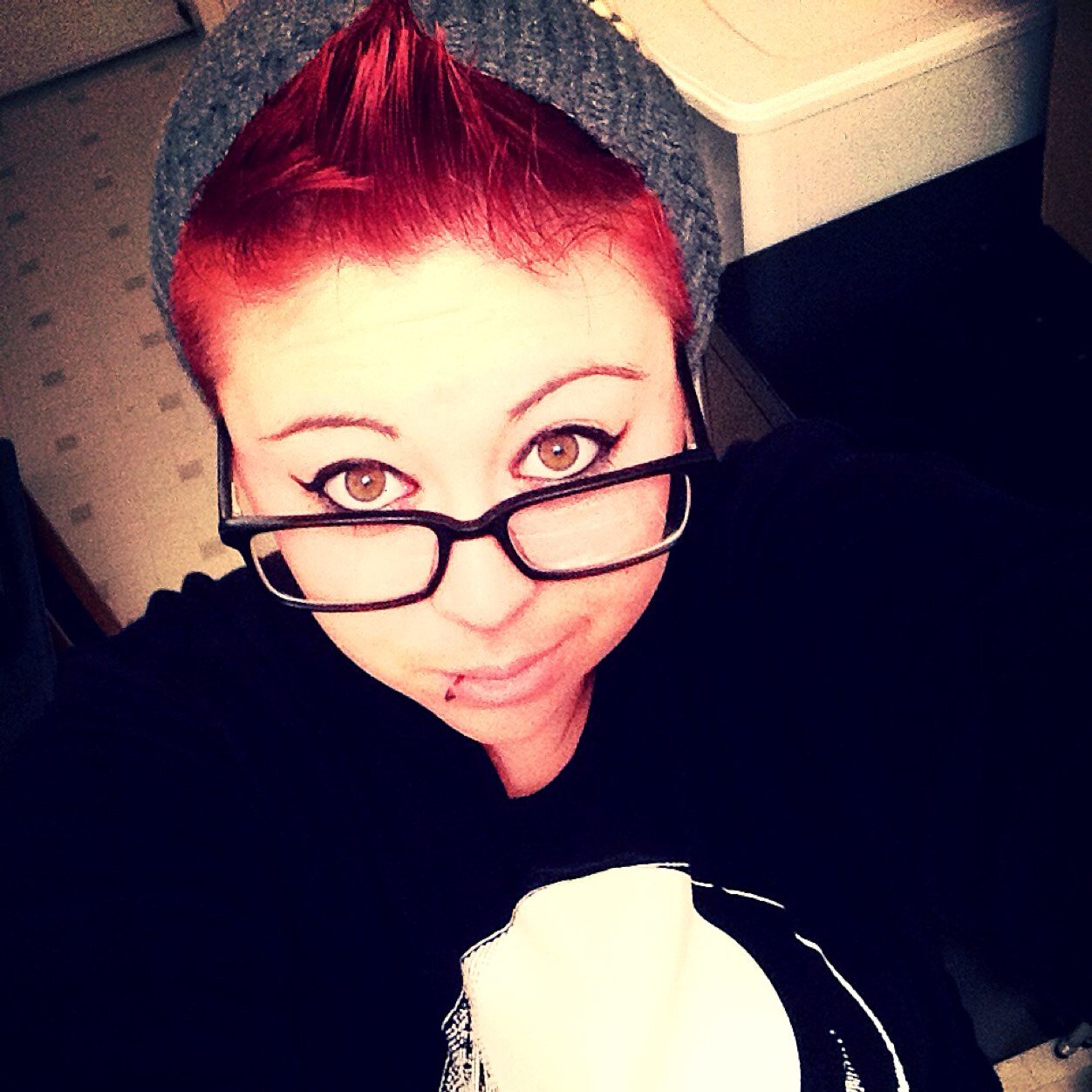 ashley3_19_13's profile picture. 