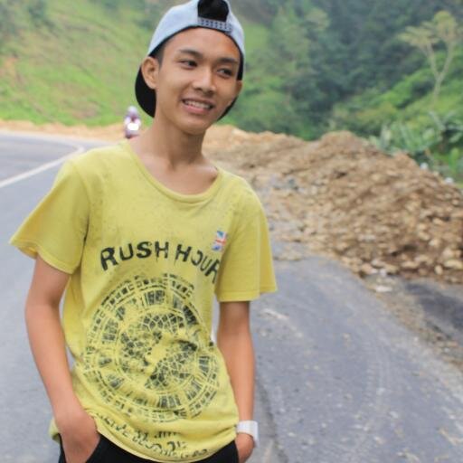 Solo, Surakarta 4 maret 1998 l XI MultiMedia 3 SMK N 7 SKA l SMAKASEVKA