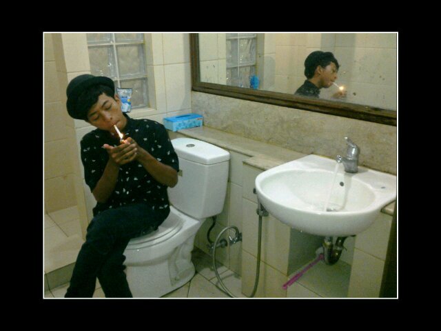 ariearmie's profile picture. Be YourSelf