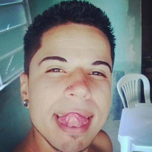 nao tenho muito para falar de mim apenas vc tem que me conheçer pra saber meu jeito de ser!.. e tenho certeza q vcs vao gostar!!