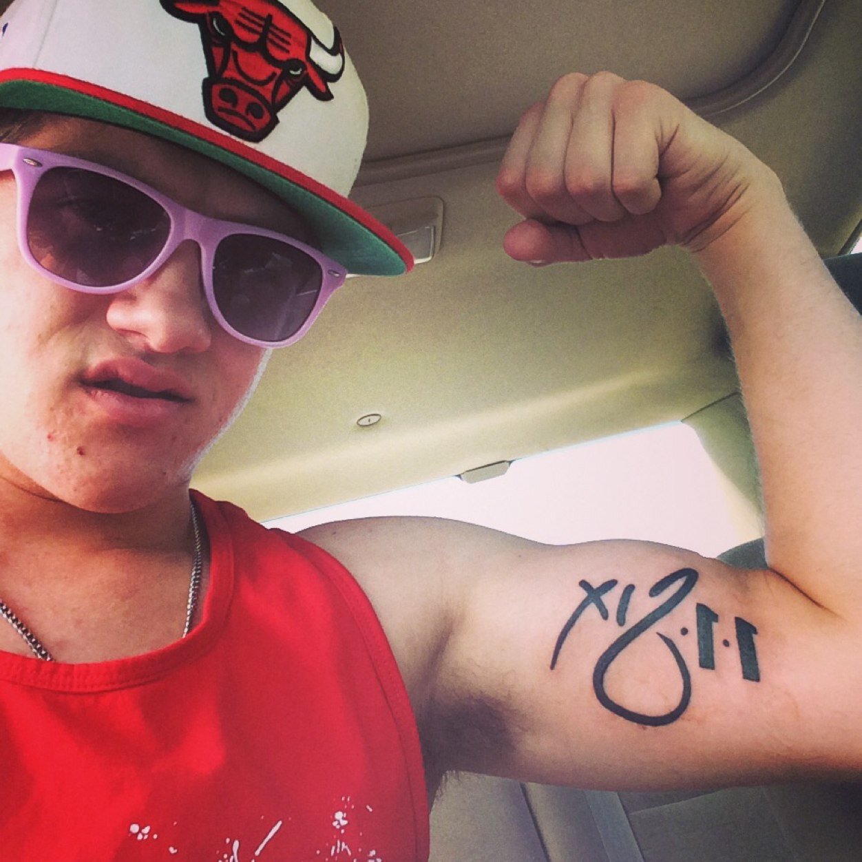 I love Jesus and i love dancing(: I'm a 16 year old B-Boy in Fort Collins, Colorado and its Jesus over everything all the time! I love listening to music