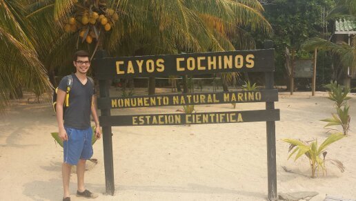 DanielGutz's profile picture. Look at you lol get a life dumb dumb.