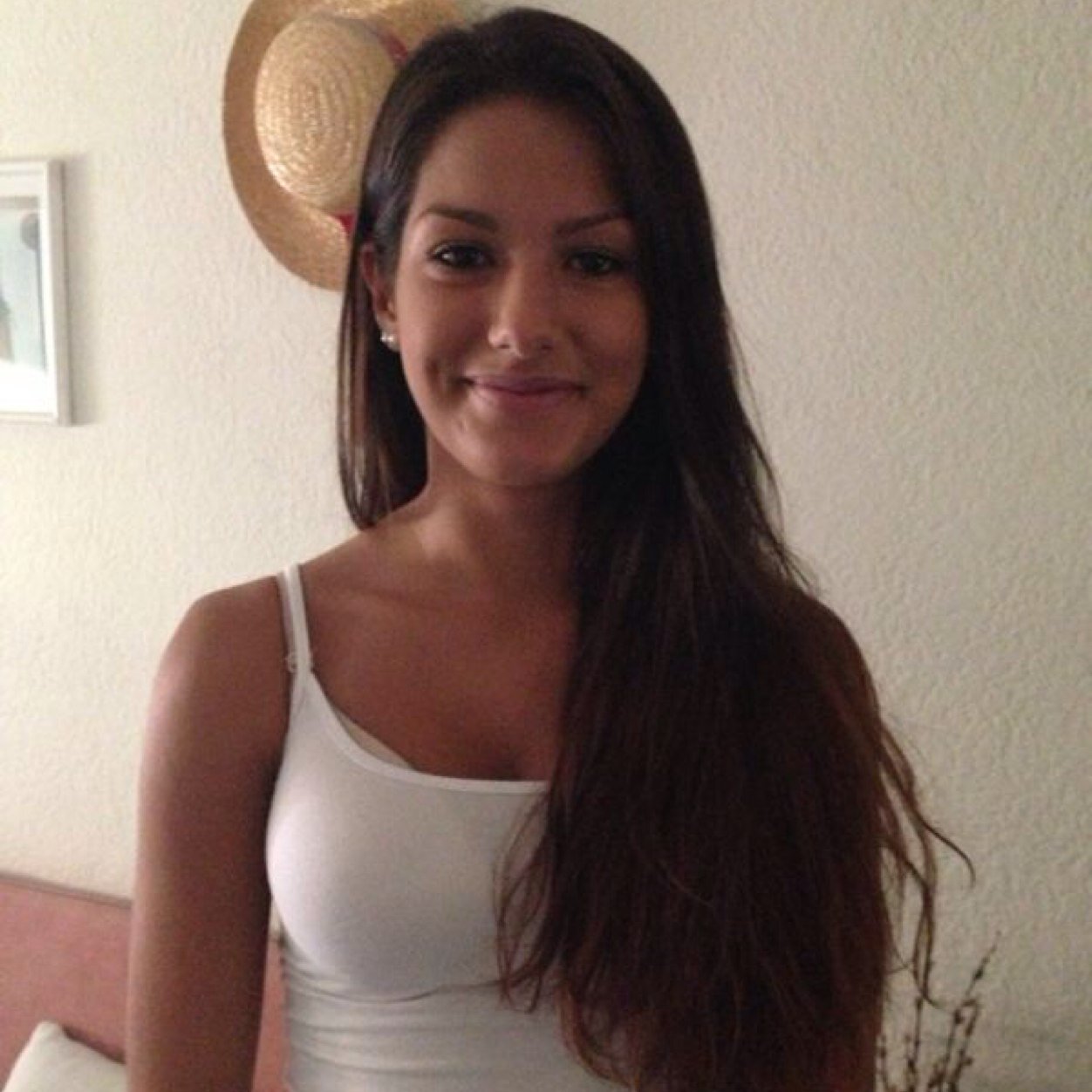 NellyLeila's profile picture. Zürich | IG: leilagoncalves__