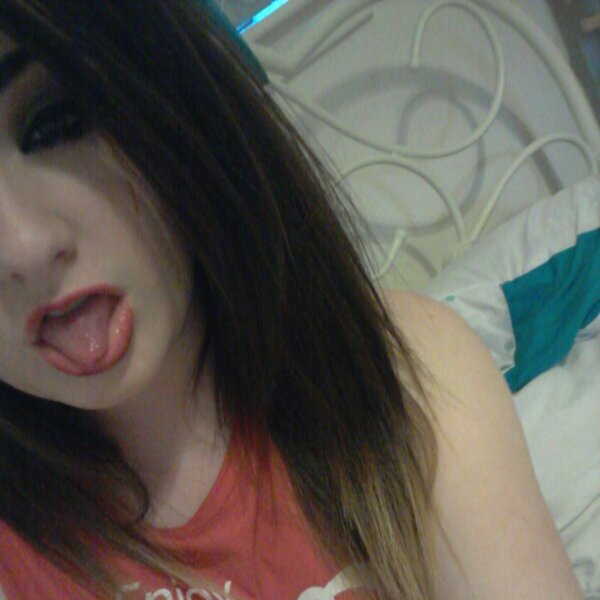 hey I'm Tasha! Fan page for Lana Del Rey, Fall Out Boy and  The Arctic Monkeys! FOB:22/3/14