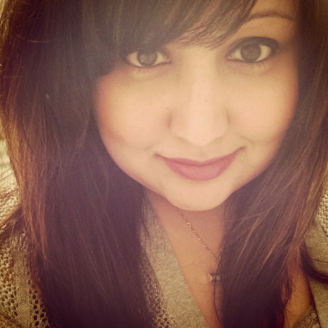 (Debz Khan) Creater and Designer of The Glitter Bug. Specalizing in custom made jewellery.