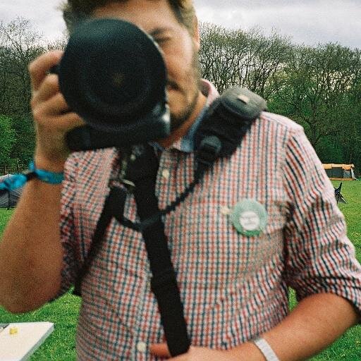 Freelance copywriter and photographer. Very confusing personal brand. Is he good at both? Only one way to find out!