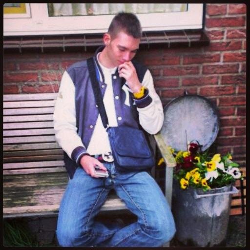 DLC '16 Years Old ' HOOGVLIET ' Alphen aan den rijn  #Gucci #Moncler  #D&G #Armani  ' TrapMusic #StraatLeven †