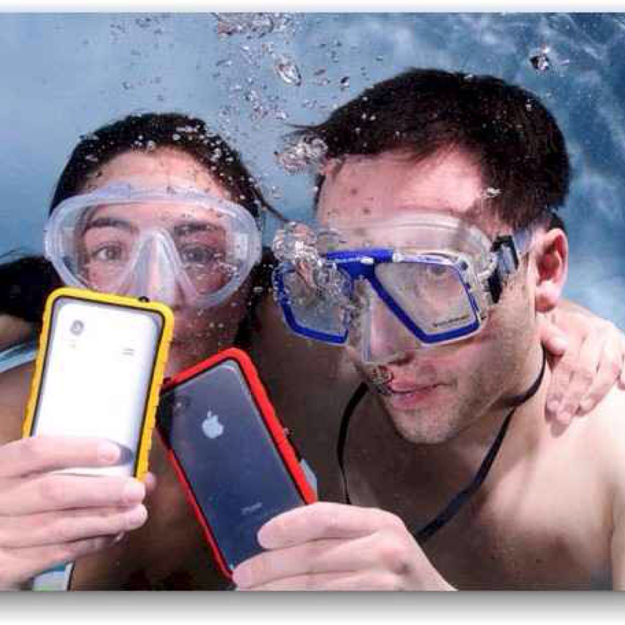 Fundas sumergibles para moviles samsung galaxy s3 y s4 , para iphone 4 , 4s y 5.Envio en mano o contrareenvolso.
100%fiables