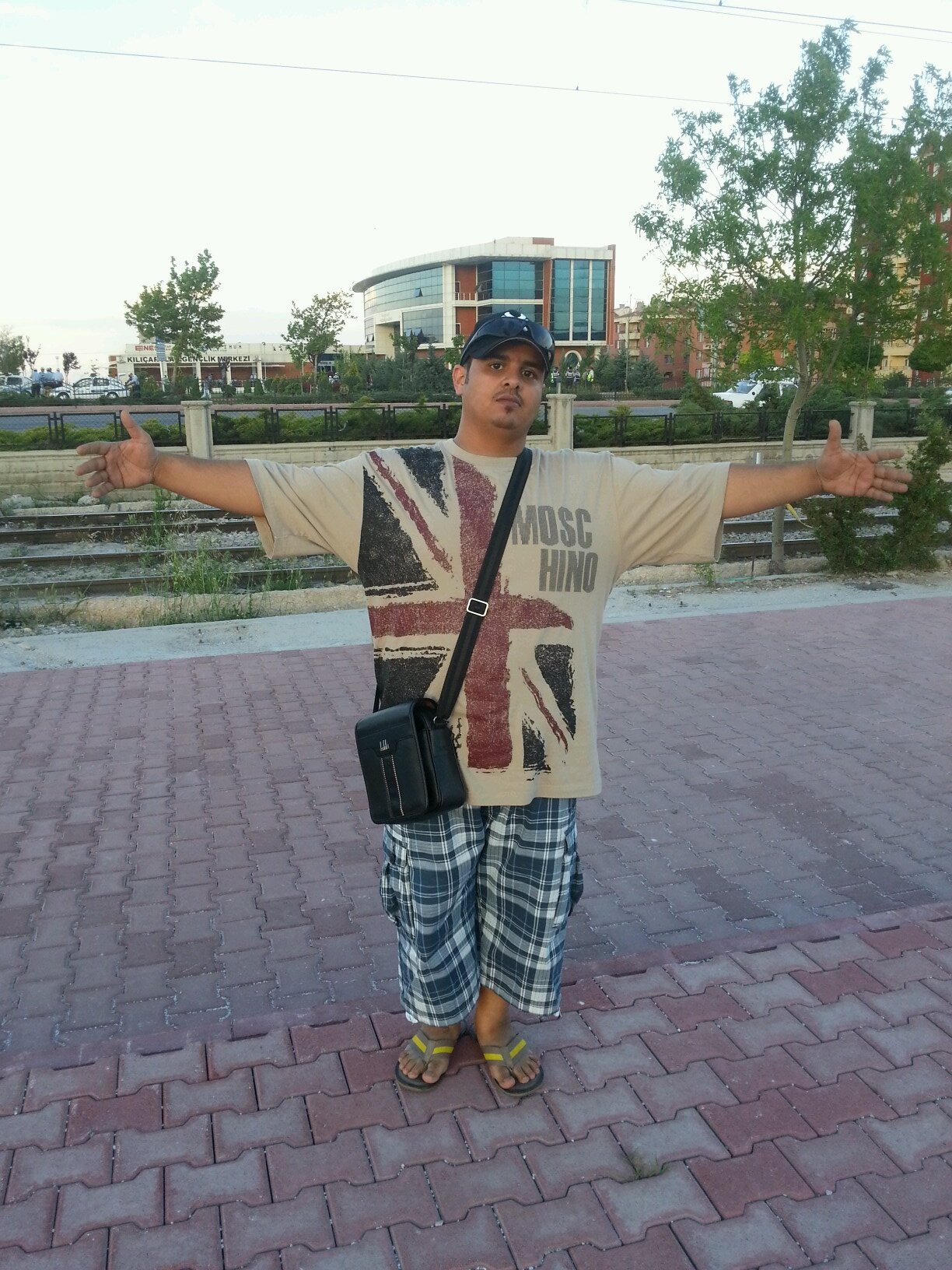 ‏‏‏يا مرياش تعال تمريش عندي ولا اجيك امريشك