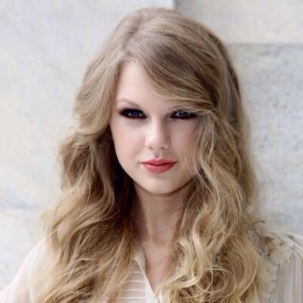 16▲Austria▲Taylor Swift▲Music▲Snowboarding/Skiing▲Twin▲ http://t.co/HXeP7PGDpL