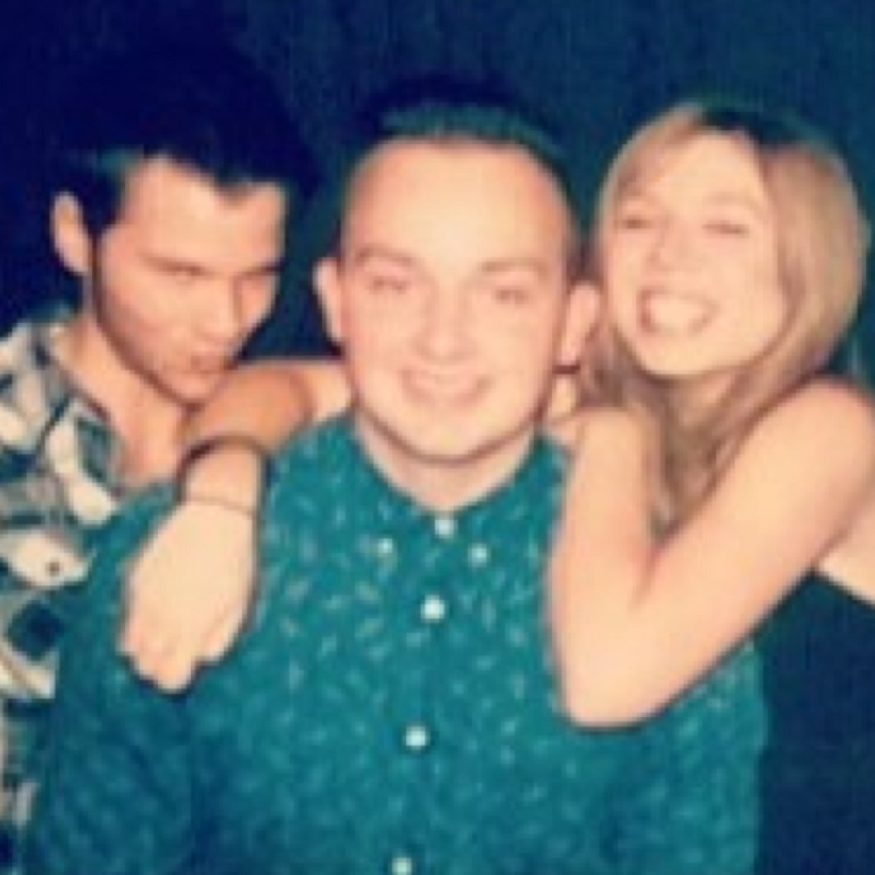 GIBBY! I'm gibby I'm from icarly Its a fun show :)
