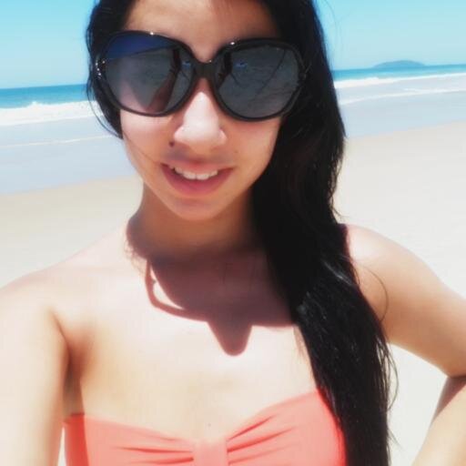 O SENHOR é a minha luz e a minha salvação; a quem temerei? O SENHOR é a força da minha vida; de quem me recearei?