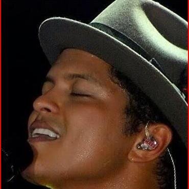 my favourites are bruno mars and michael jackson, Hooligans and Moonwalker forever 3