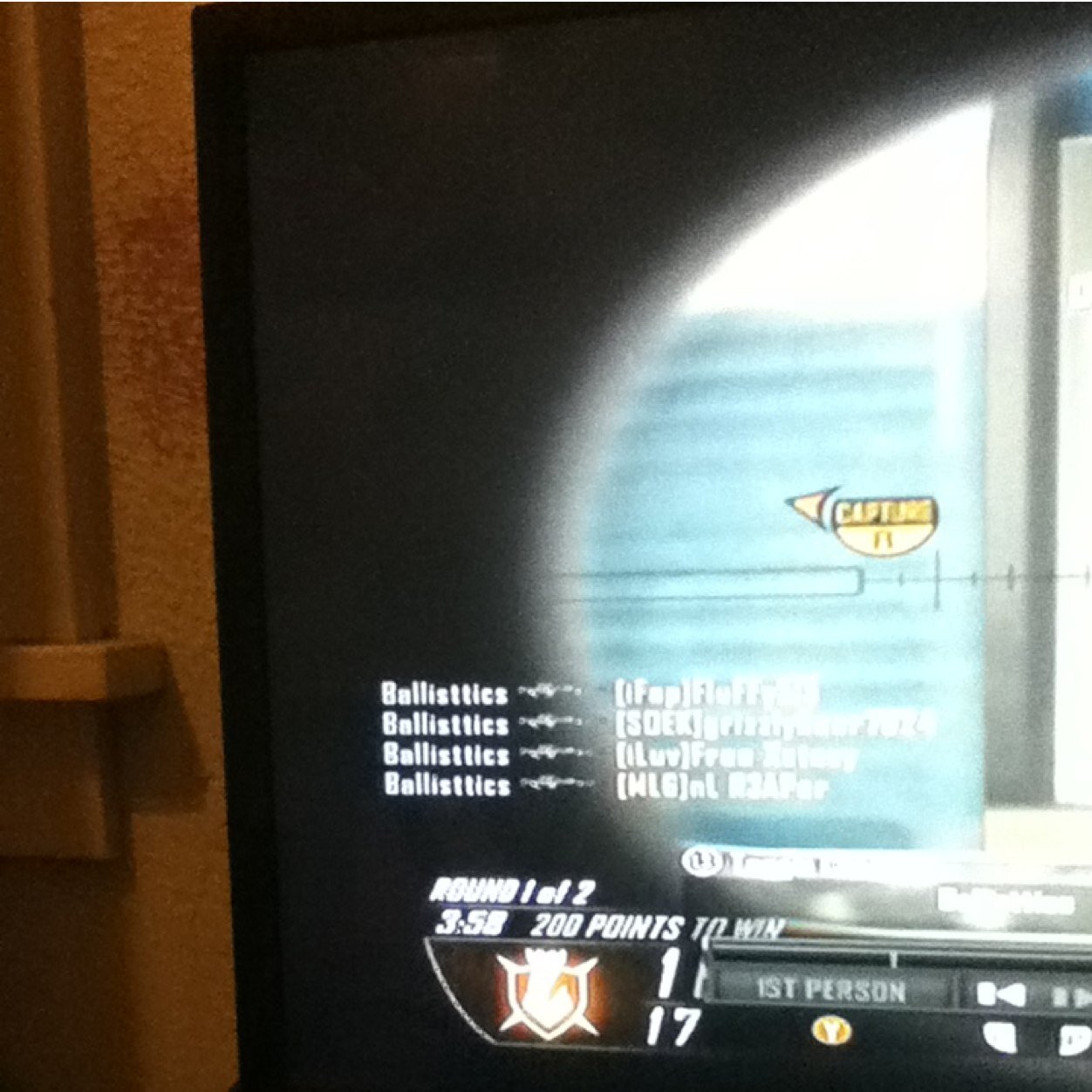 Trickshotter and feeder on COD