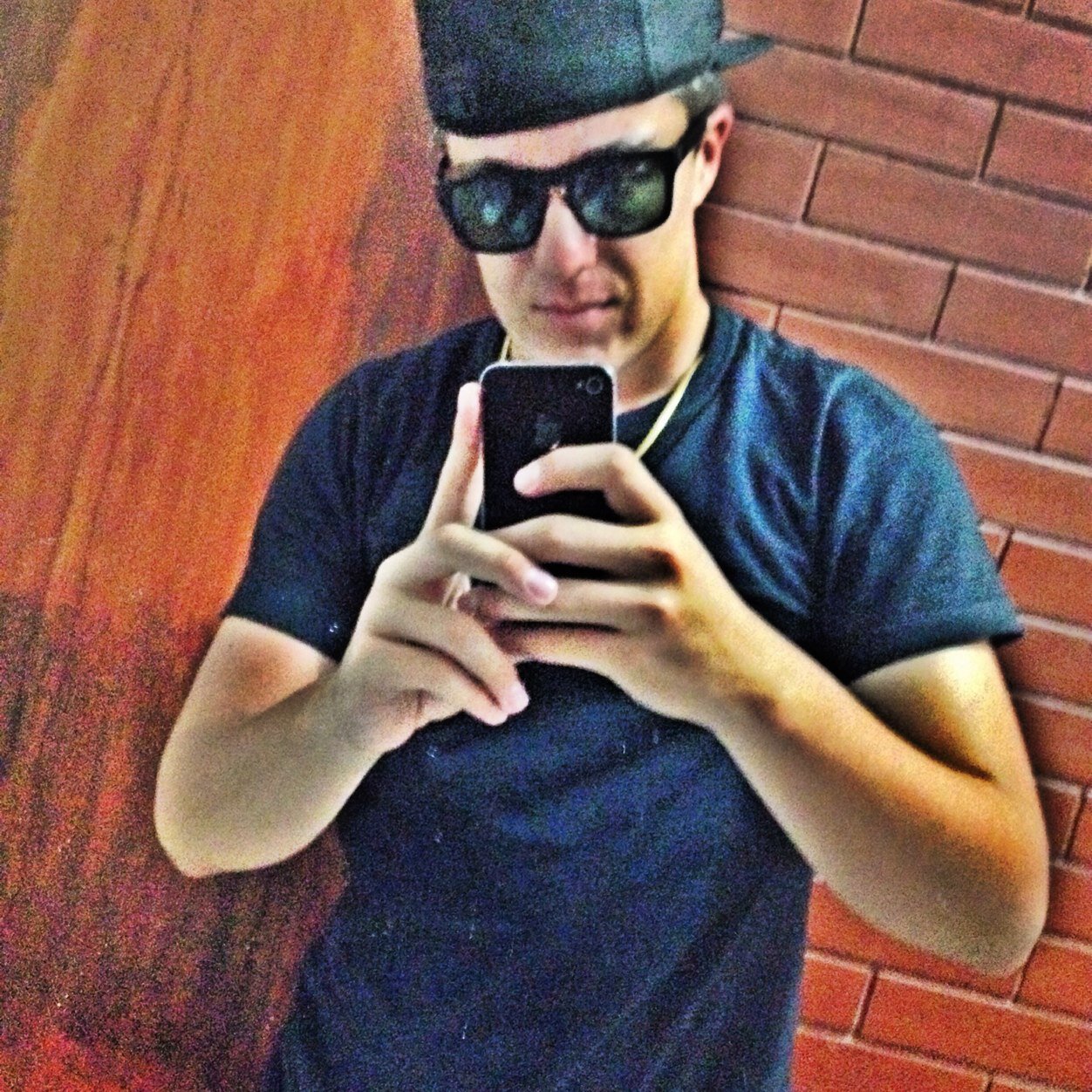 Suivez avec Jésus ♚ 

snap: rechiamarcelo
instagram: mrechia