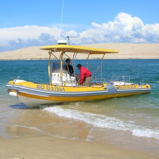 Bat_express's profile picture. Balades privatisées en bateau sur le Bassin d'Arcachon - Service Bateau Taxi 7j/7 24h/24 - Contactez nous : 0664040401 
Mail : batexpress0@gmail.com.