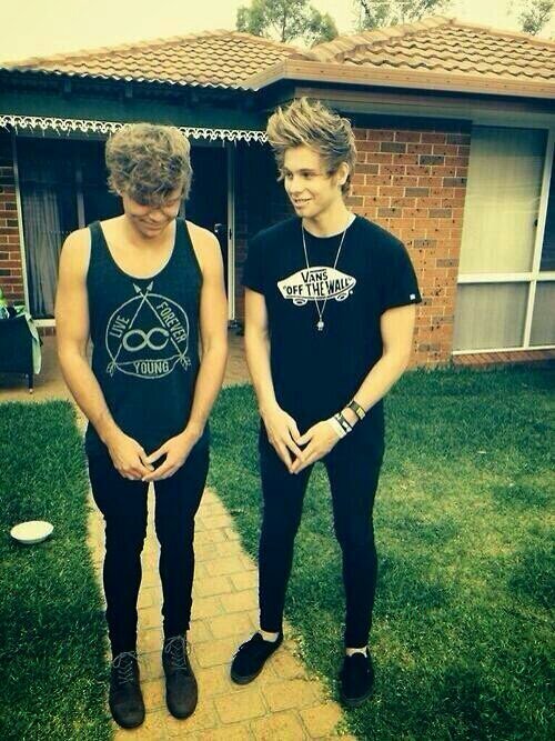 michaelxirwin's profile picture. free follow from @cliffordmyconda follow them, they follow back if you're a fan account. get them to 2k by june 6th?