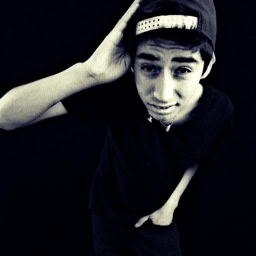Live the life~    
-15years
-photographer
-Chile ♥ Latino~ 
- Follow me