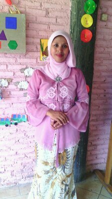 Guru bagi anak-anak yang smart dan religius. Hari ini harus lebih baik dari kemarin