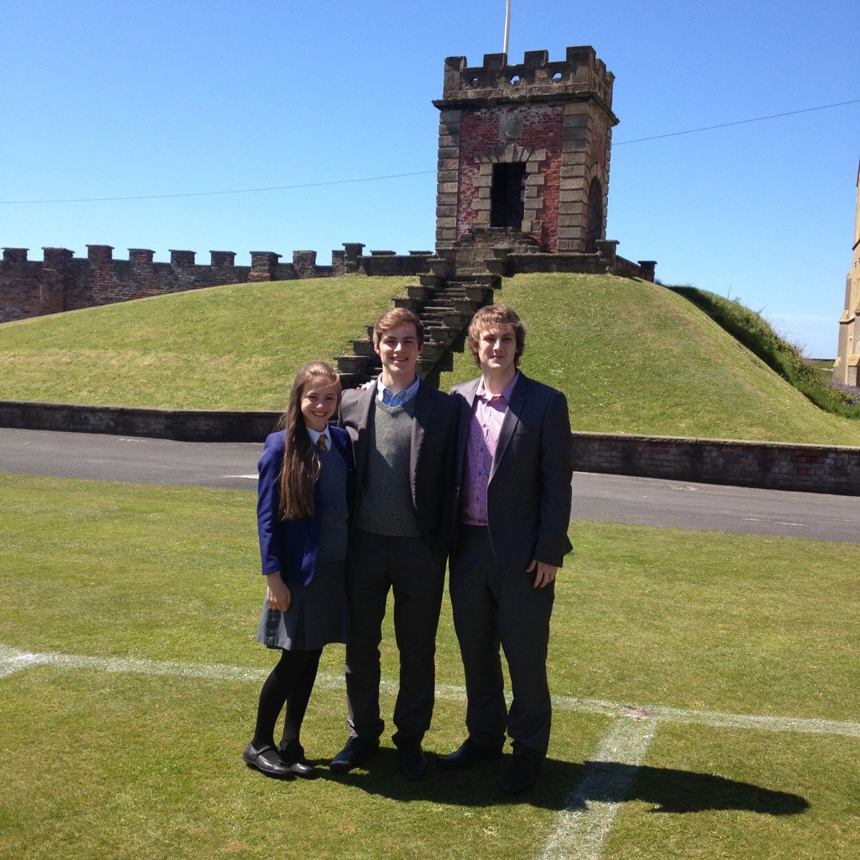 npgreg's profile picture. Life kicks you and buries you in the ground!! Rise up, be confident and dont let anyone take away your smile!