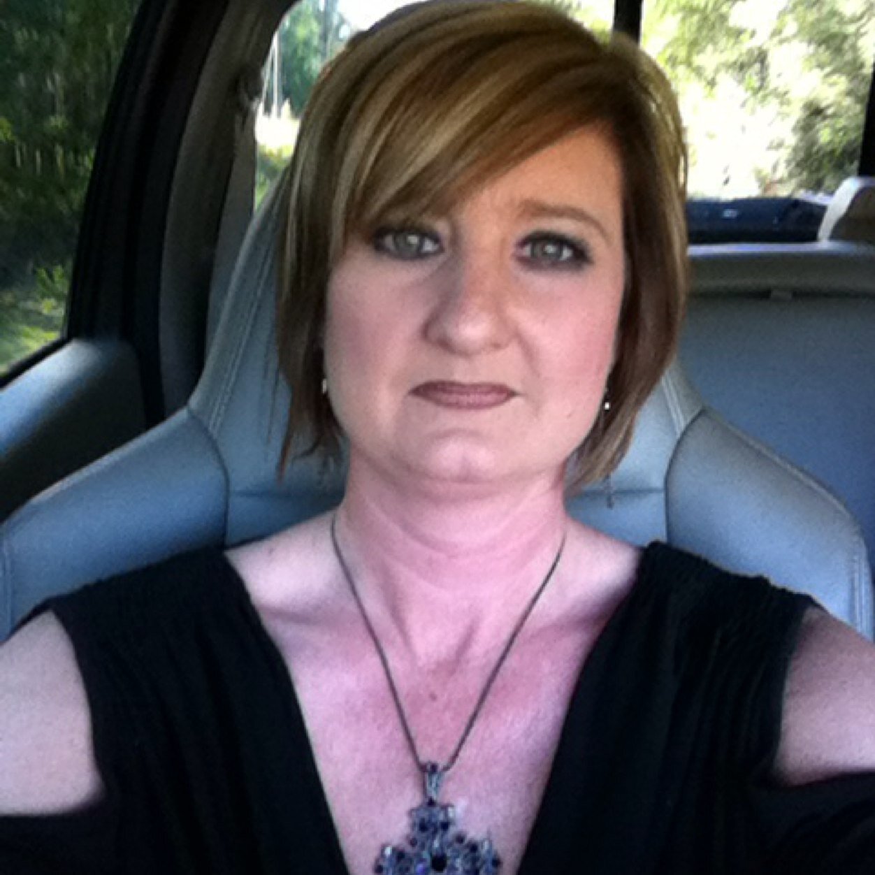 avick43332's profile picture. 