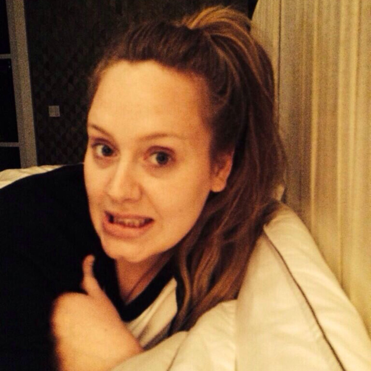 Mel_peanut's profile picture. Mélanie | I'm proud to be a daydreamer / @Adele my queen #ADELE ♥. 10 June 2016, best day ever