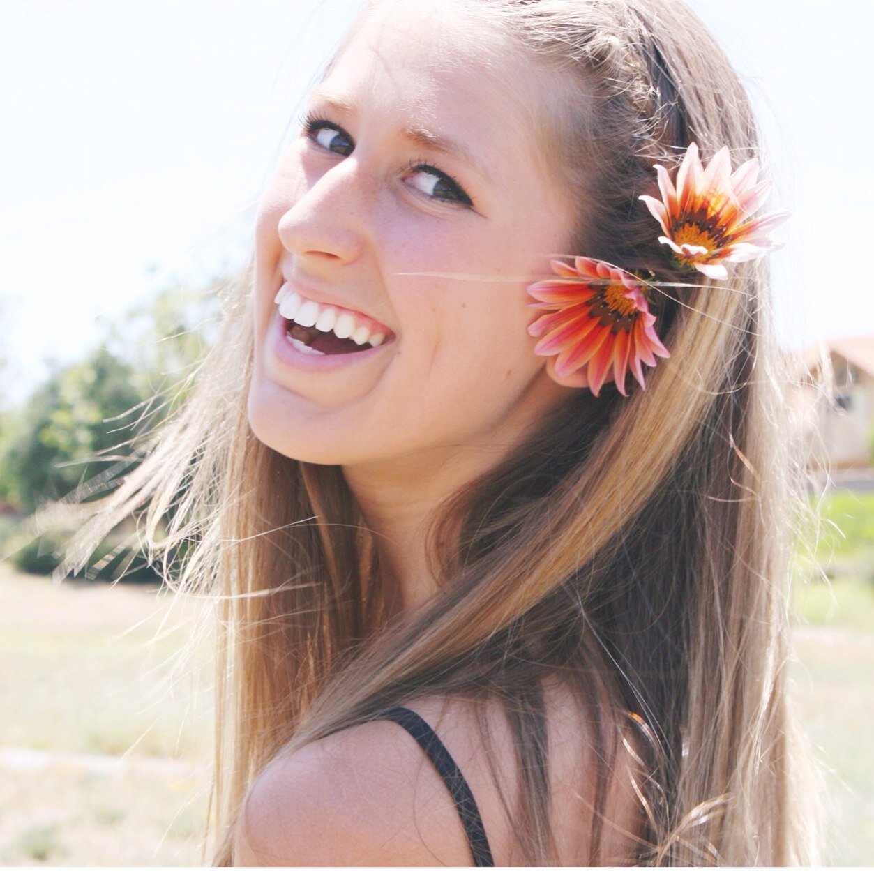 ❁❁❁