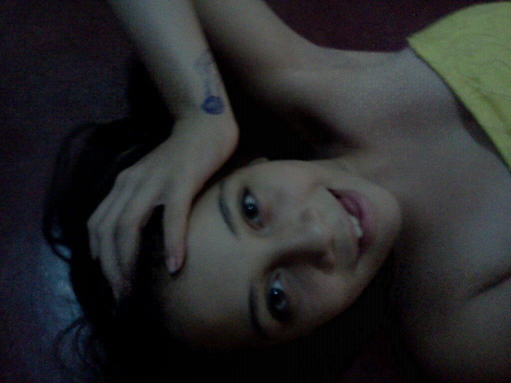 niih_dCastro's profile picture. a sla eu amo rock,pizza e paçoca kkk somos tds macacos rsrsrsrs