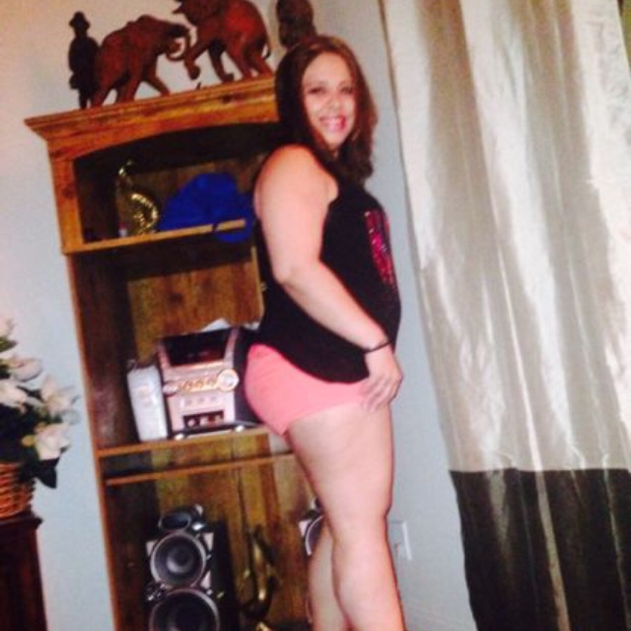 yhaelly's profile picture. 