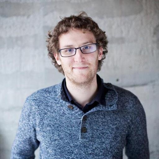 davemmett's profile picture. UX and Product Designer. 
I help companies build user-centered products.