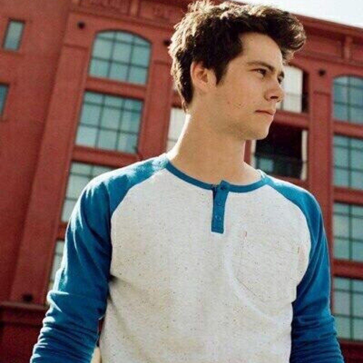{free follow from @bznshee} bc ily