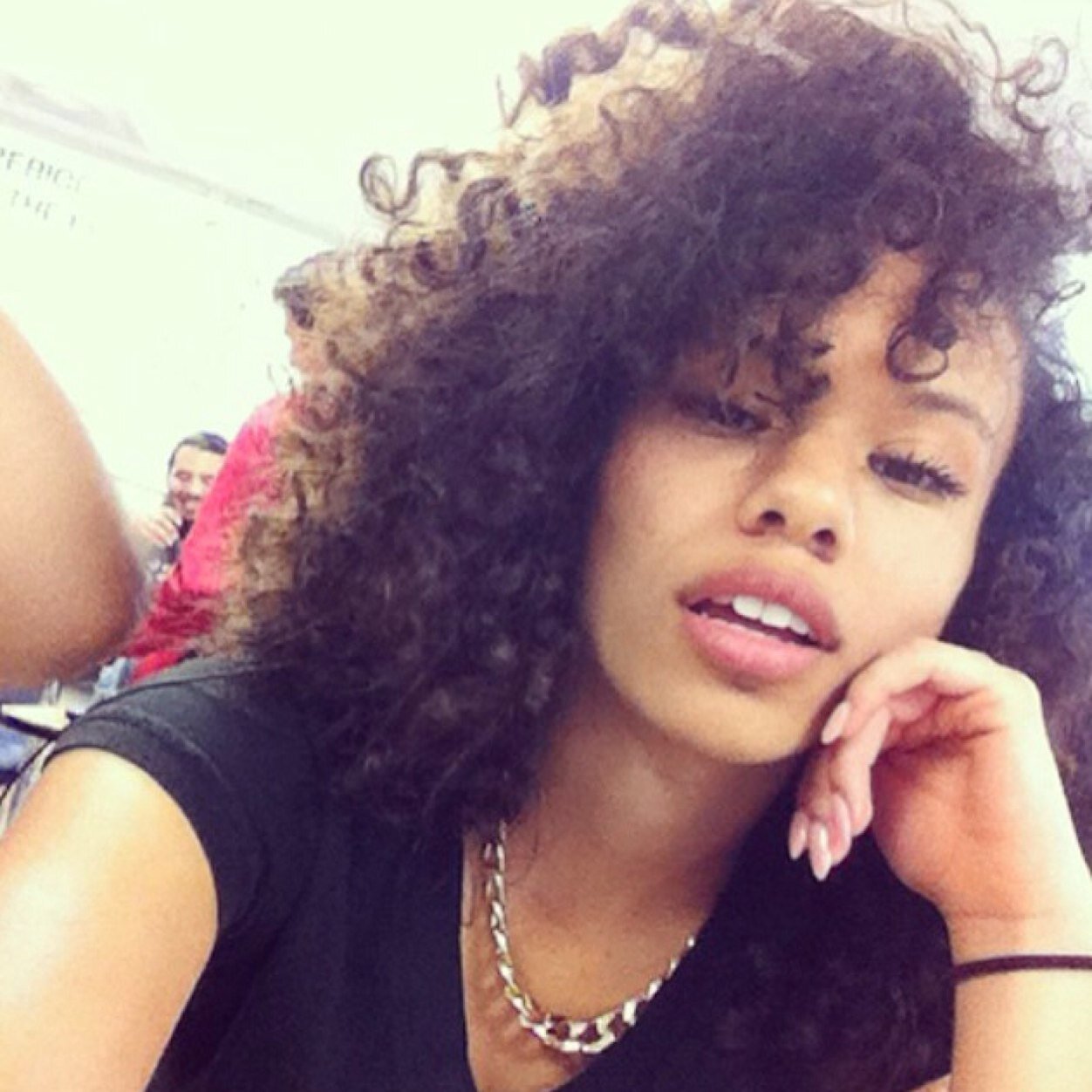 Khaleigh | 20 | Bi | Mixed | Proud of who i Am | Follow Me , DM Me .