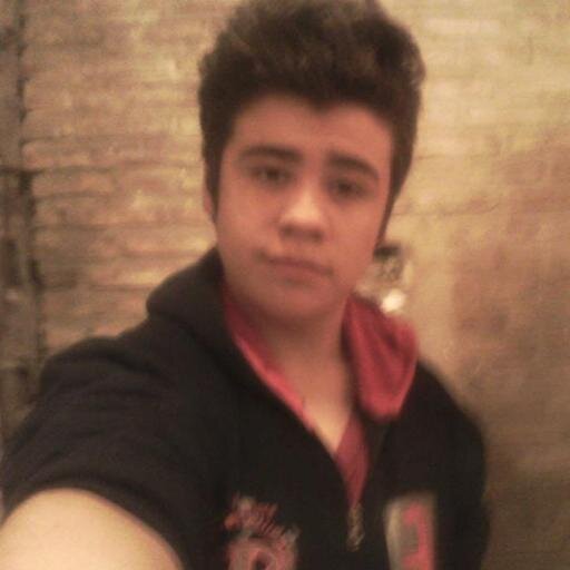 AyrtonVeraxp's profile picture. jojojo tengo 14 años vivo en rosario,soy gamer y me gustan los helados jaja :D