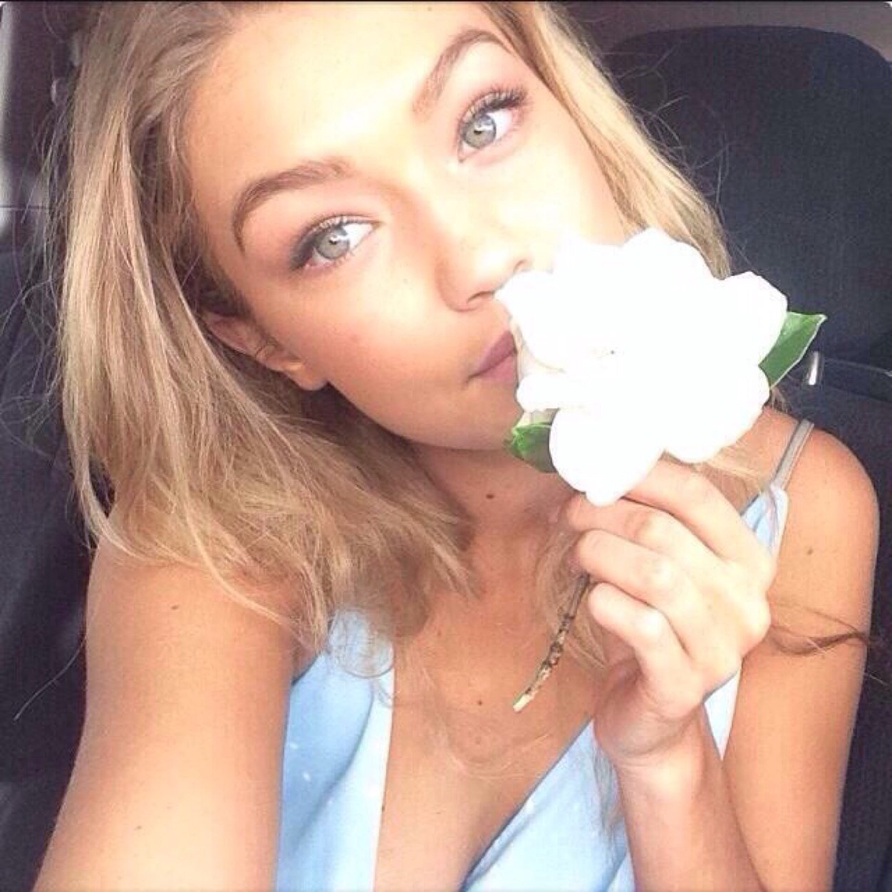 AriellaMayFE's profile picture. Free spirit