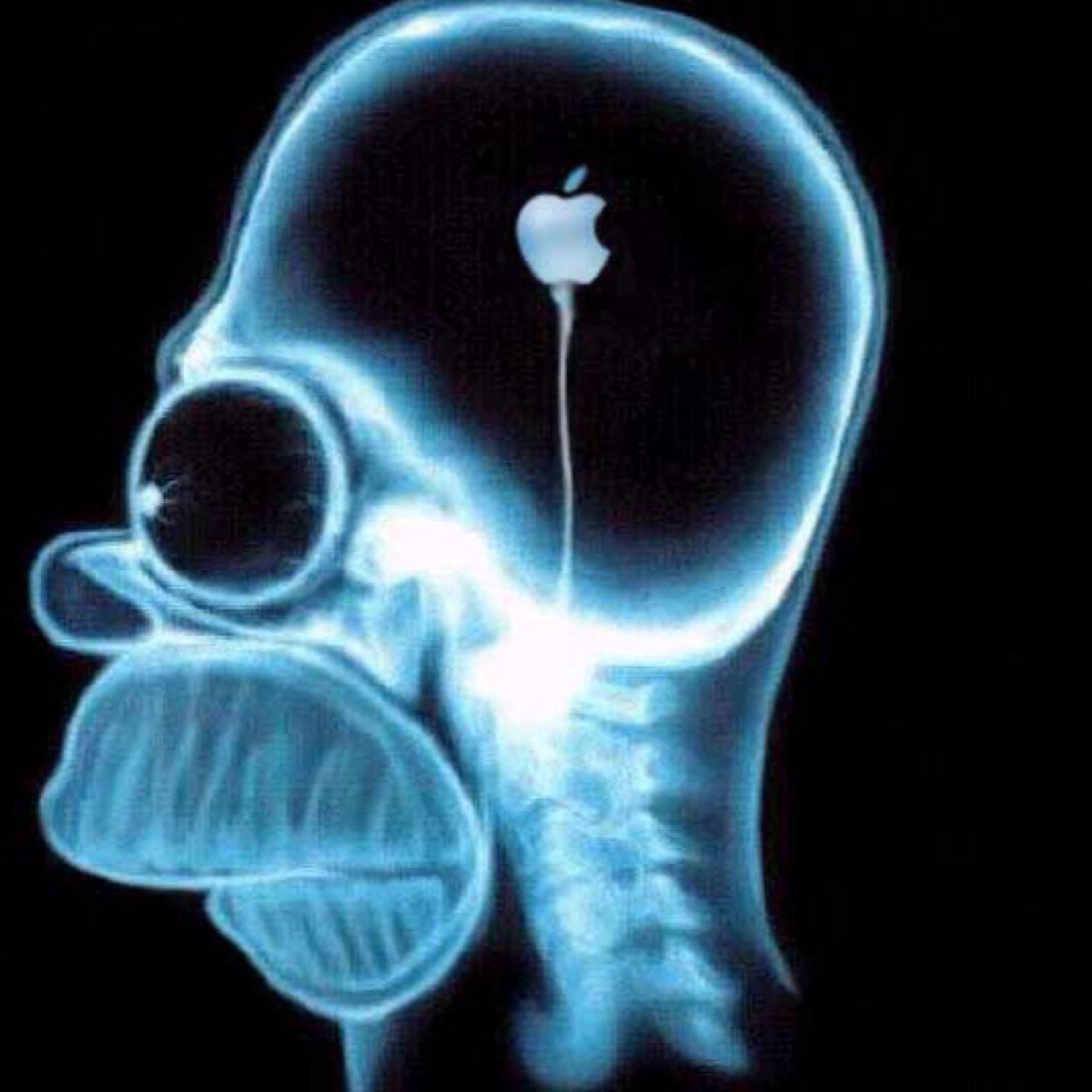 Adicto a la tecnologia. Vivo en el presente con un ojo en el futuro.
