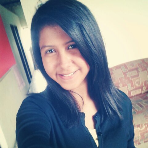 _romivera's profile picture. Music is not to hear, it is to feel♡