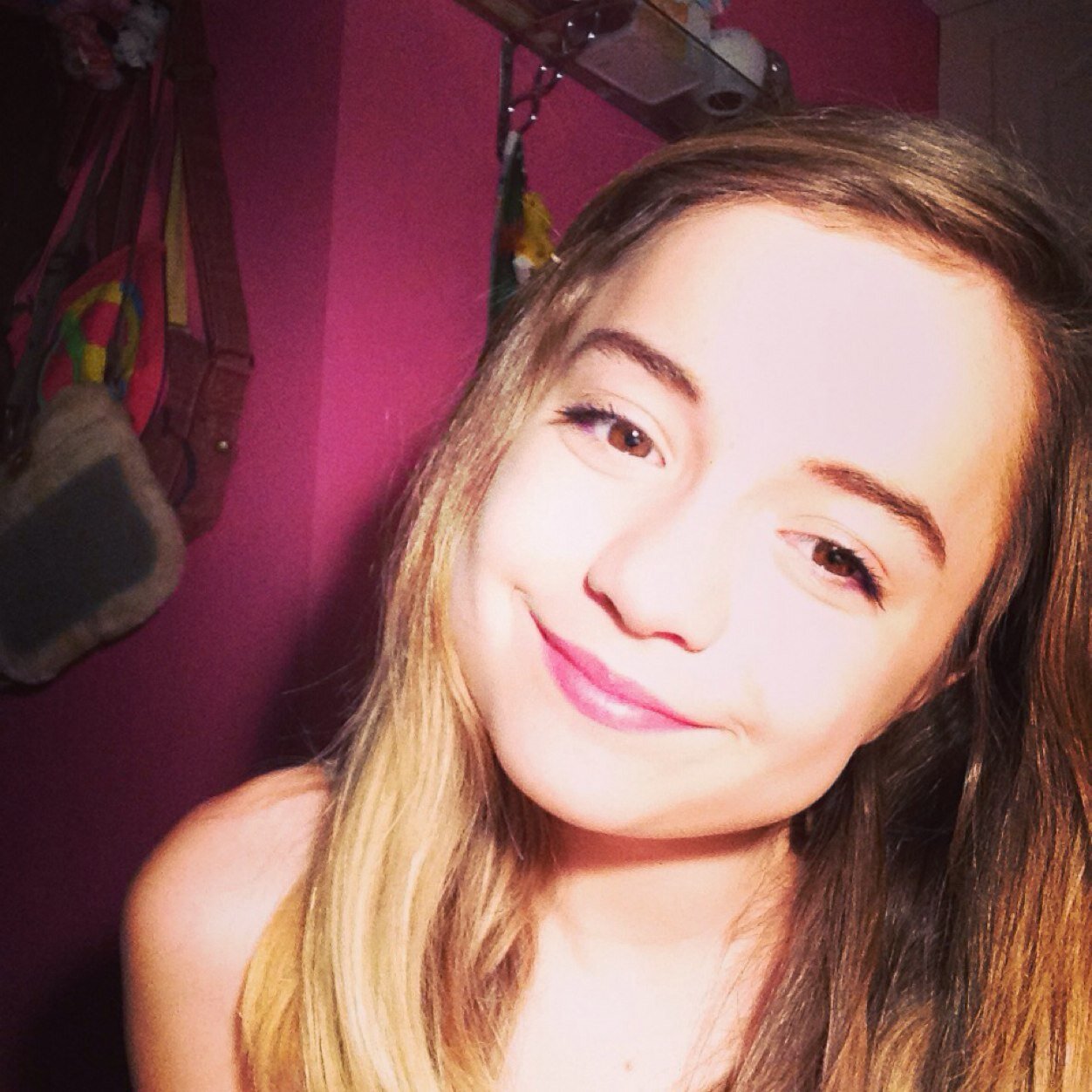 11 suffolk girlee obsessed with youtube follow for a follow
