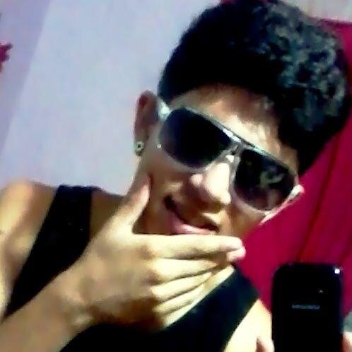 17 Anos ,#Skatista   https://t.co/bLIuaxDqUb
  Clica  -- http://t.co/CPoBcffGhP