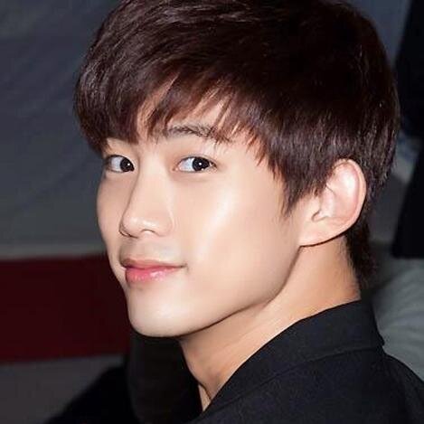 Taecyeon 옥택연 テギョン 玉澤演 Okcat 〈(=ↀᴗↀ=)〉
http://t.co/zkFPRTRBfo