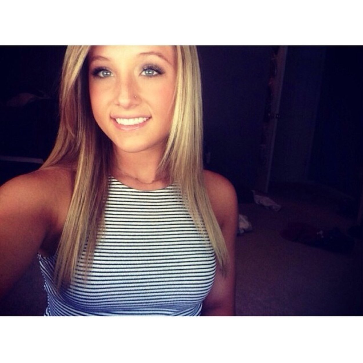 Just a typical blonde who likes to have fun. :D Message me ^-^ 17 years young Homeschooled