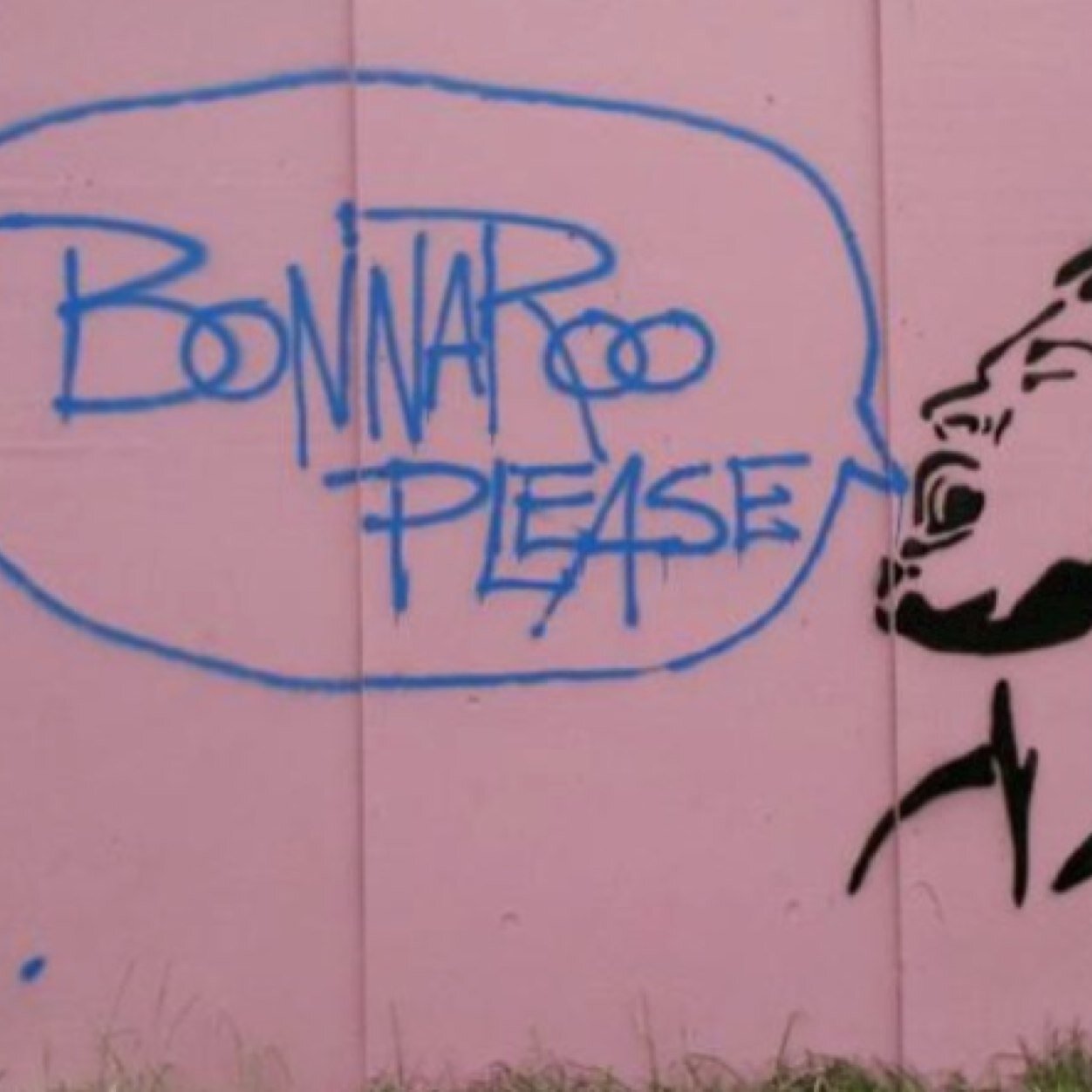 CrewRoo's profile picture. 