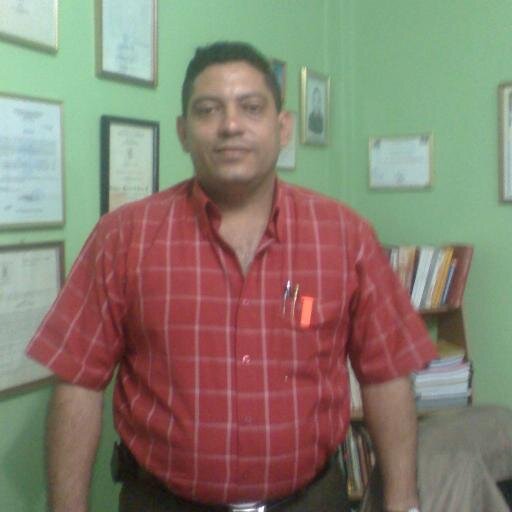 venezolano,con el proceso hasta la muerte,abogado,trabajador,objetivo y claro en mi ideología, no descansare hasta ver al imperio caer.