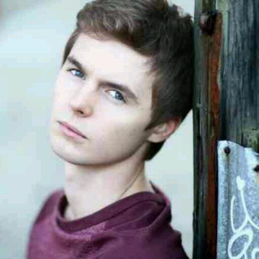 Samangriel's profile picture. My name is Samandriel, and even though  someone let a demon mess with my mind, and Castiel killed me... I will help protect the humans. (Gay/RP)