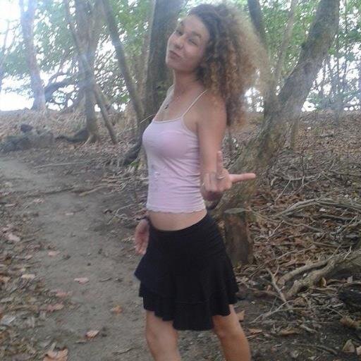 N'apprend pas à me connaître (y)

Dieu seul peut me juger (y)