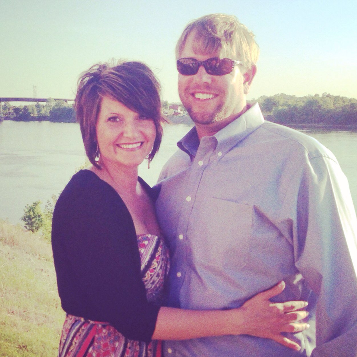 Real Estate Broker/Owner at Tiffany Jones Realty Group in Savannah, TN, married, love my dogs, like to hunt and fish, love the summertime, daddy's girl!