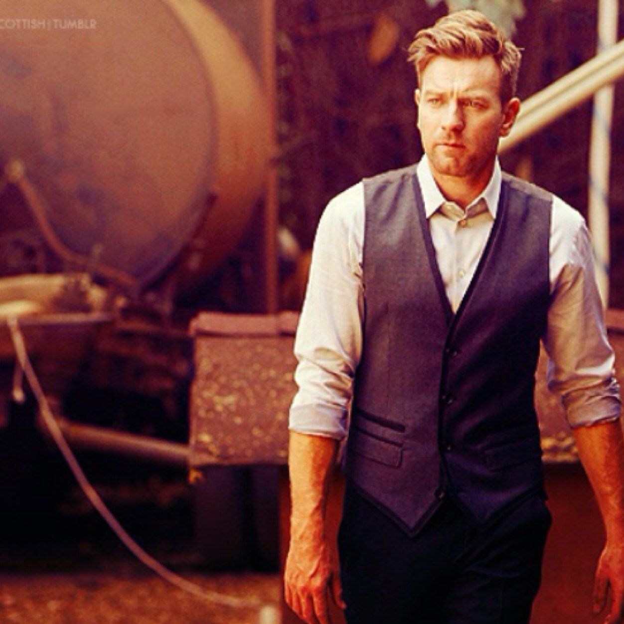 ThatSecretCop's profile picture. 'Look not at what a man does, but the way in which he does it.' Member of the Wizarding world's secret police by infiltration, not aflicted with the Ministry.