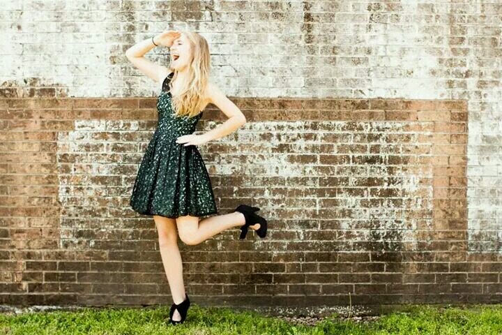 KatelynMcMillin's profile picture. To Travel is to Live ✈️