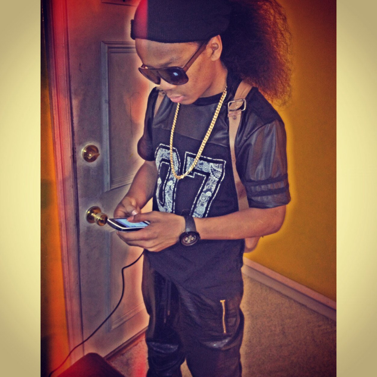 asianboy___ (DThaenrat) Twitter