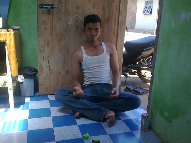 Jalani hidup dengan santai,, tp pasti